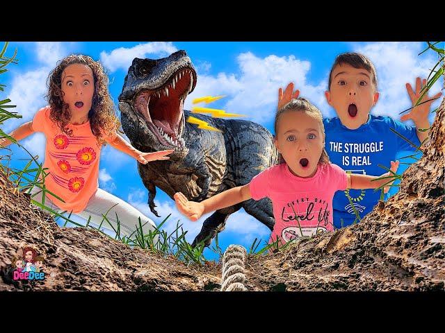 DeeDee Matteo and Gabriella Jurassic World Adventure | Dinosaurs For Kids