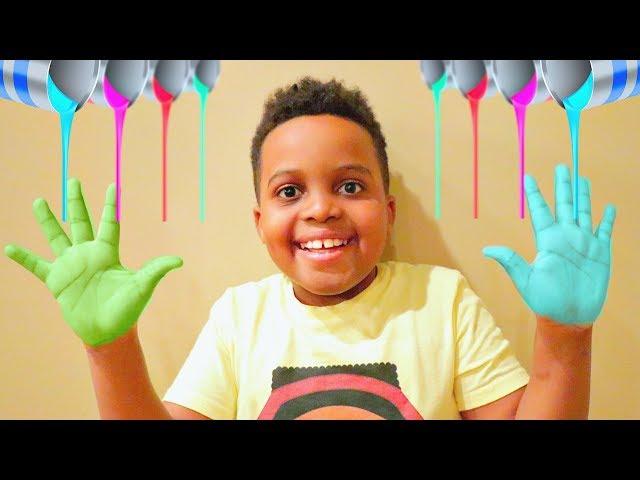 Shiloh and Shasha PAINT HANDPRINT ON CAR! - Onyx Kids