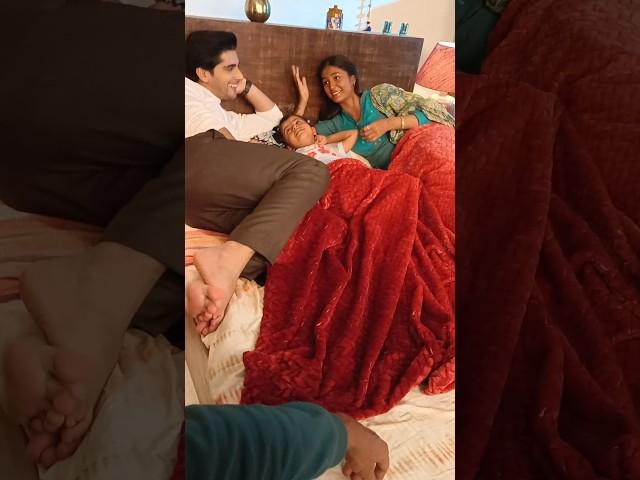 Dr Chirag And Deepika With Ragini On The Bed ️ #starplus #serial #shortsfeed