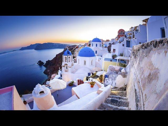 Santorini (Greece), an insanely beautiful island: impressions & sunset