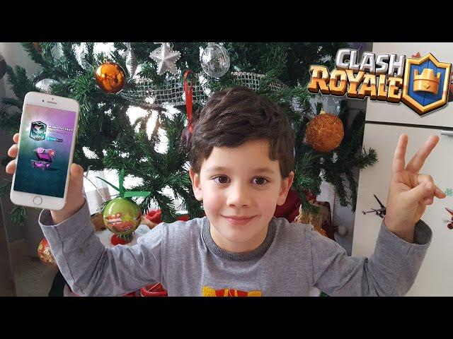 My son gets me the MAGIC MAGIC !!! Opening Safes in Clash Royale | Keibron Gamer