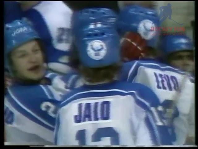 Курьезы на льду! Дальний бросок отчаяния и гол! World Champs 1983.05.01 Finland Italy last goal