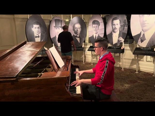 Josh Long playing “Alexander’s Ragtime Band” at Titanic Museum in Pigeon Forge