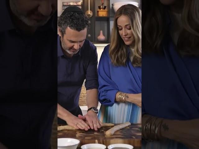 שולחן ערוך | חלה לשבת | ערוץ האוכל #shorts
