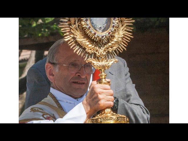 Hl. Messe am Fronleichnam - Sonntag um 09:45 uhr inder Pfarrkirche von Weitental