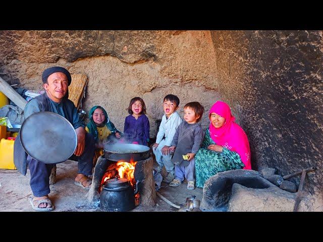 Documentary Cave Dwelling in the Village / 2000 Years of Rural Life