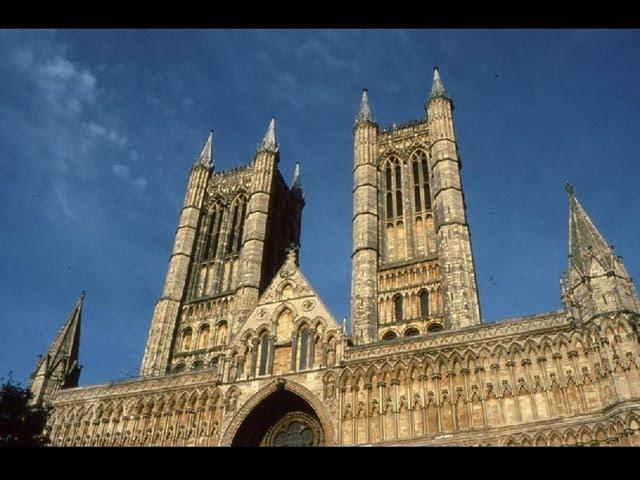 English Architecture: Reaching for Heaven, 1130-1300 - Simon Thurley