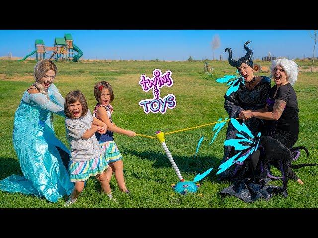 Frozen Elsa, Kate and Lilly Tug O War vs Maleficent and Ursula