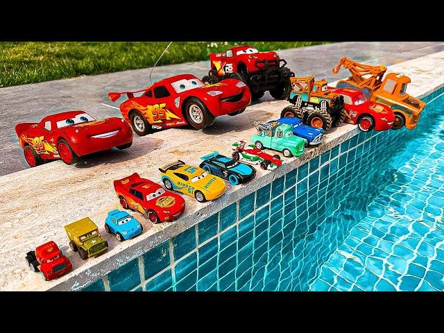 Looking for Disney Pixar Cars On the Rocky Road : Lightning McQueen, Mater, Dinoco McQueen, Mack