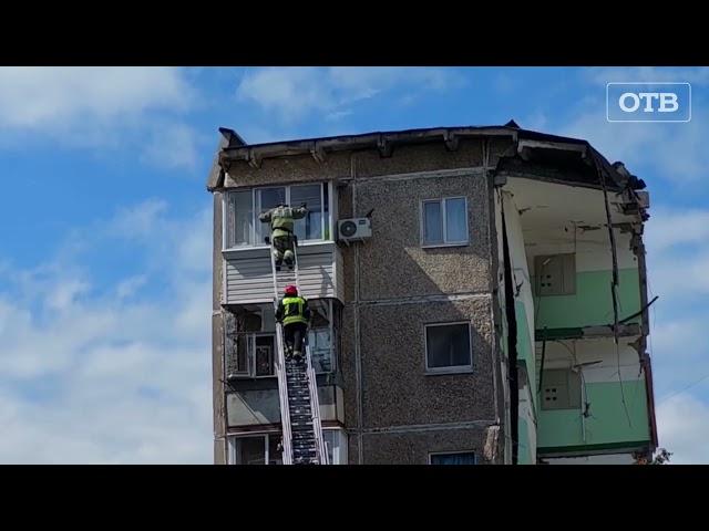 Рухнули 2 подъезда в Нижнем Тагиле. Во время обрушения внутри находился ребенок