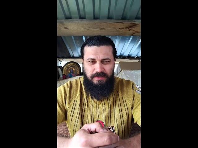 Лев Господень. Голос сел, пью чай.