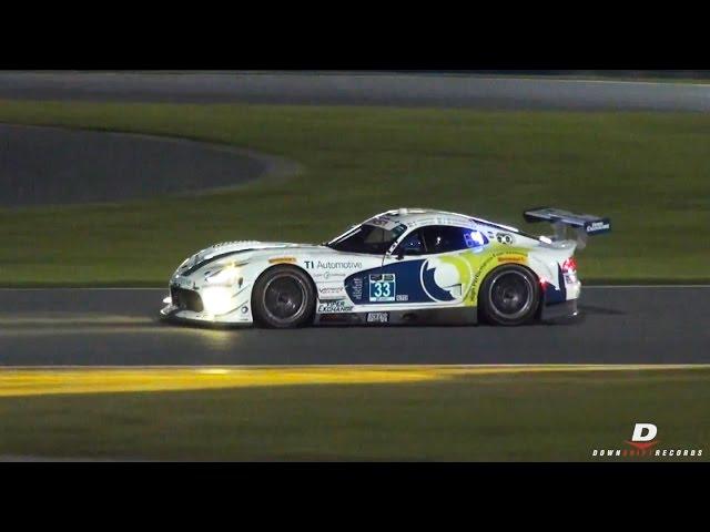 Dodge Viper SRT GTS-R // On-Track at Daytona