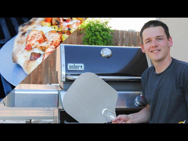 BBQ Pizza on Gas Grill | Grilled Pizza Tips