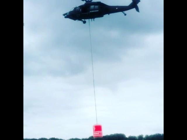 Black Hawk Hunschrauber Löschübung Tulln an der Donau