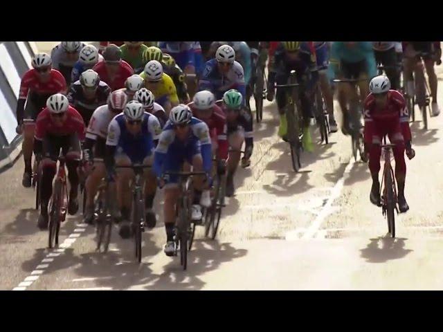 Cyclist Sam Bennett wins the Paris-Nice Stage 3