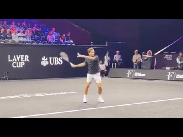 Laver Cup 2024 - Roger Federer... on the court and racket in hand, it's still as beautiful!