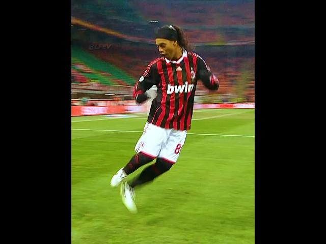 Ronaldinho Skills 