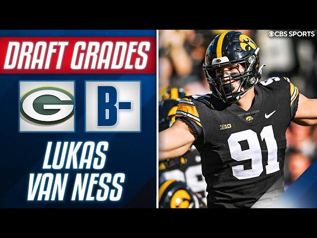 Packers Take STRONG Edge Rusher Lukas Van Ness With 13th Overall Pick I CBS Sports