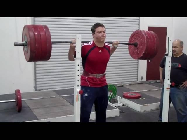 Ian Wilson 220kg/485lbs Squat @ age 15