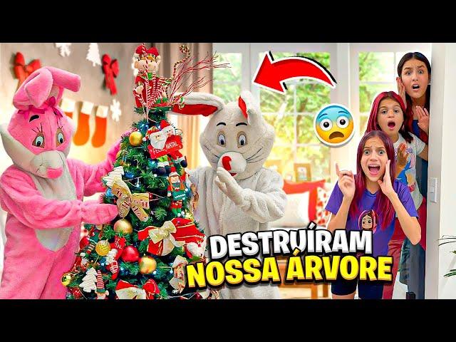 O COELHO MALVADÃO ESTRAGOU NOSSA ÁRVORE DE NATAL (JÉSSICA SOUSA E FAMILIA)