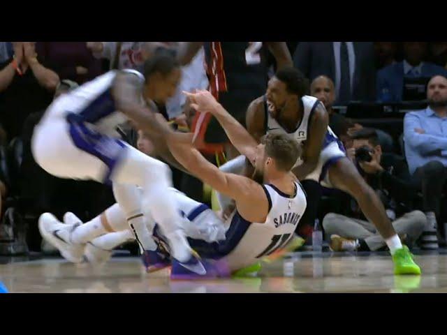 Domantas Sabonis hits INSANE game winner while falling over vs Heat with 0.7 left