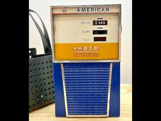 Vintage Gas Pump Radios