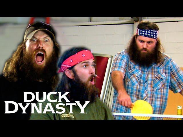 "All Men Need a Cave" WAREHOUSE CLEAN OUT (Season 2) | Duck Dynasty