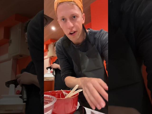 Trying to EAT 100 bowls of NOODLES in Japan (food challenge)