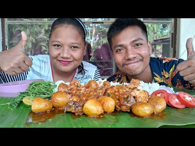 Eating delicious spicy  chicken leg piece curry n big potato with salad @nagavillagefood