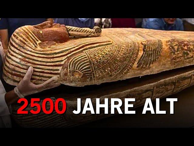 Archäologen öffnen 2500 Jahre alten Mumiensarg und machen einen spektakulären Fund!