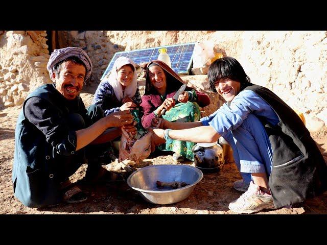 A sunny day with Big Family, Cooking sheep's head and trotters , Village Life Afghanistan