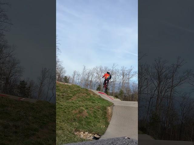 Reaching for it#mtb