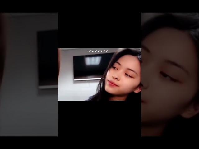 Jk they’re GIRLF-R-I-E-N-D-S #RYEJI #YEJI #RYUJIN