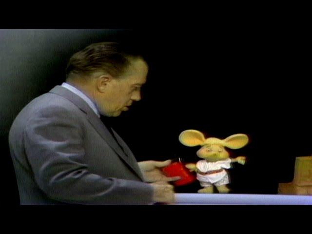 Topo Gigio "Topo Returns From Japan" on The Ed Sullivan Show