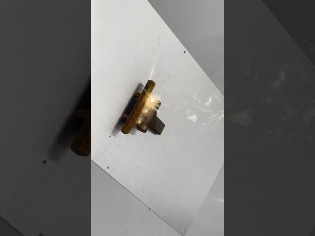 레이저 클리너 시연영상 #레이저클리닝 #레이저클리너 #레이저녹제거 #레이저녹제거기