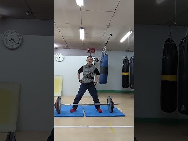 デッドリフト 121キロ一回？