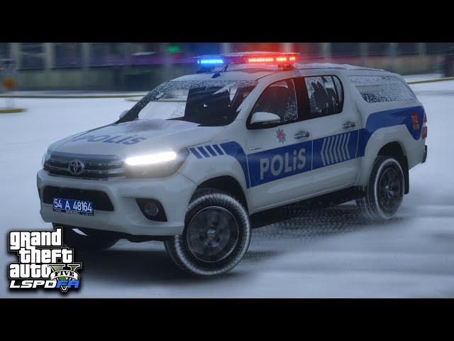 KAR'DA YAN YAN DEVRİYE - GTA 5 YUNUS POLİS MODU - LSPDFR