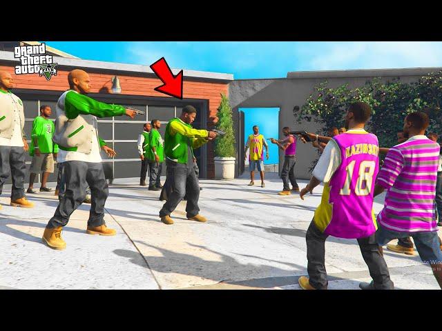 Franklin Green Gang Vs Ballas Gang in GTA 5 !