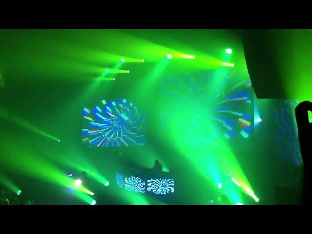 Aphex Twin - Live @ Mosaic Music Festival, Esplanade, Singapore 03-19-2011 FULL SHOW