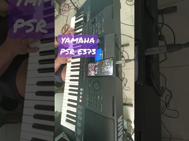 YAMAHA PSR E373