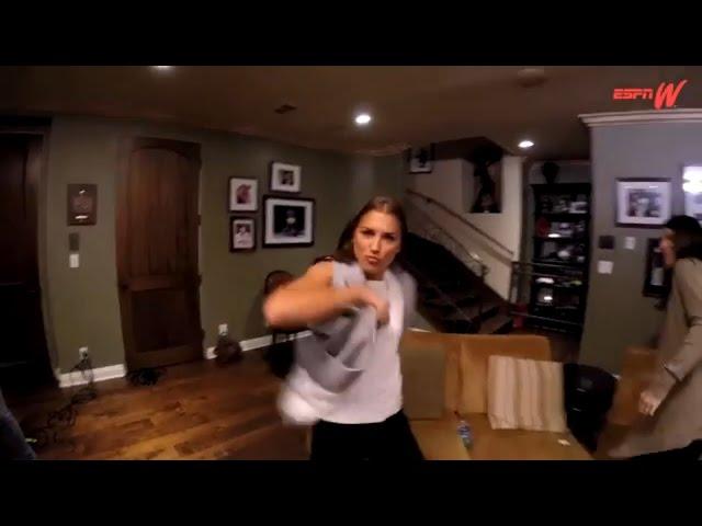 USWNT - Alex Morgan: "Best of Worst Dance Moves" with Mia Hamm & Julie Foudy (HILARIOUS!) - 3-6-17