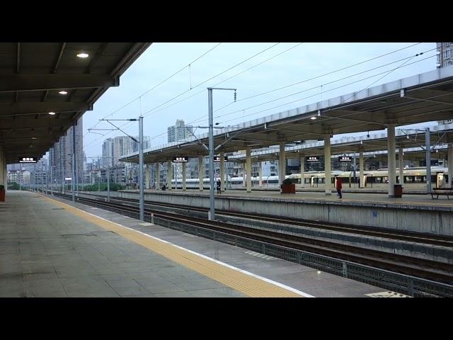 中国铁路：西成客专CRH380A通过绵阳站 China railway：CRH380A train crossing Mianyang station Xi‘an Chengdu railway