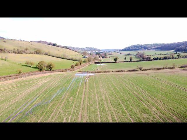 The Source of the River Wye, in 2 minutes, Radnage to West Wycombe. Speeded up.