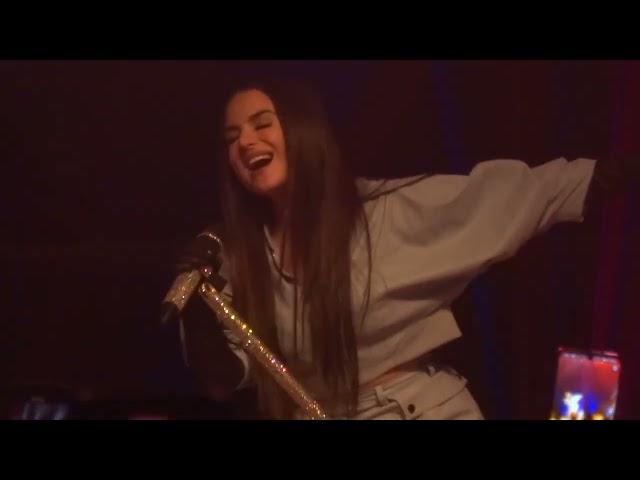 JoJo - "Gold," "Mad Love.," "Love on the Brain" [Cover] and "High Heels." (Live in San Diego 3-6-22)