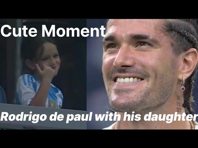 Argentina midfielder Rodrigo de Paul spotted his daughter at the stadium before the match.