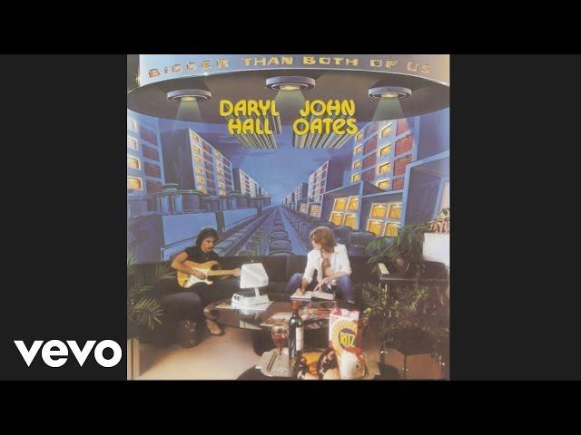 Daryl Hall & John Oates - Rich Girl (Official Audio)