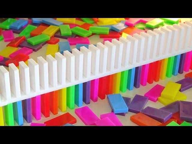 The MOST SATISFYING Video EVER!  Amazing Domino Tricks Compilation