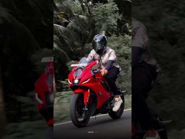 yamaha r15 v4 red colour modified #shorts #yamaha #sawan #r15m #ktm #r15 #viral #trending