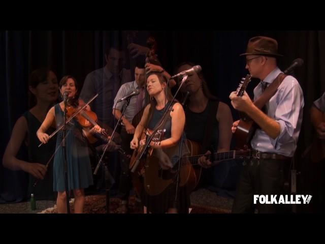 Folk Alley Sessions: Low Lily - "The Girl's Not Mine"