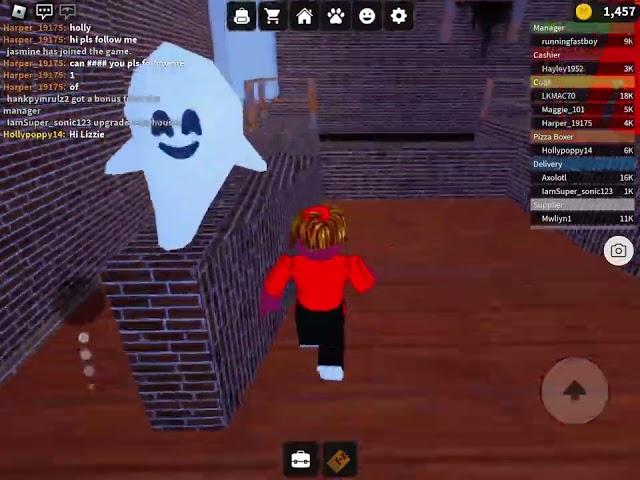 A glitch in a pizza game in roblox